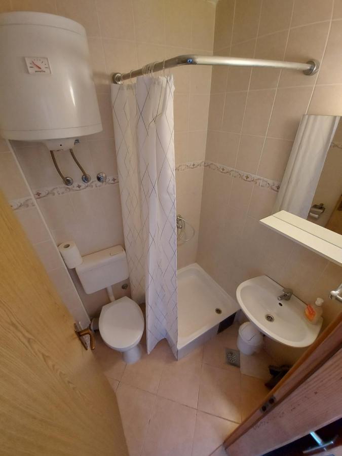Apartmani More 드레베니크 외부 사진