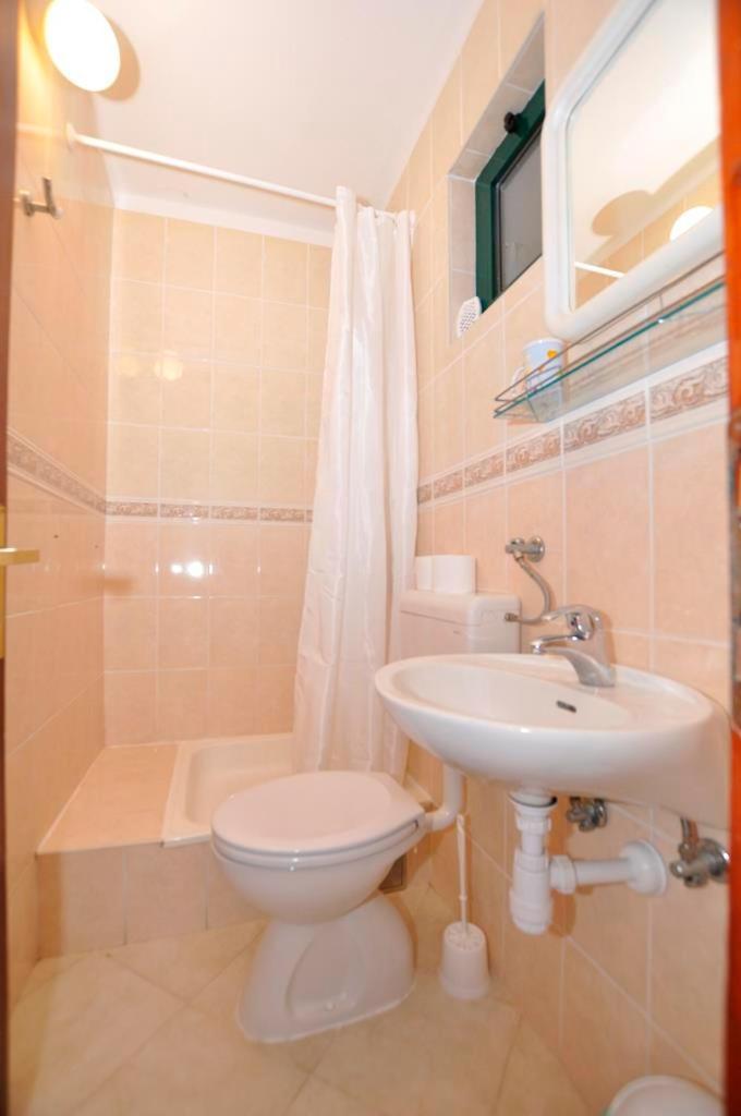 Apartmani More 드레베니크 외부 사진